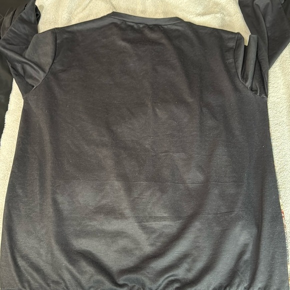 Nike AOT Collab Graphic Long Sleeve Shirt - Picture 8 of 10